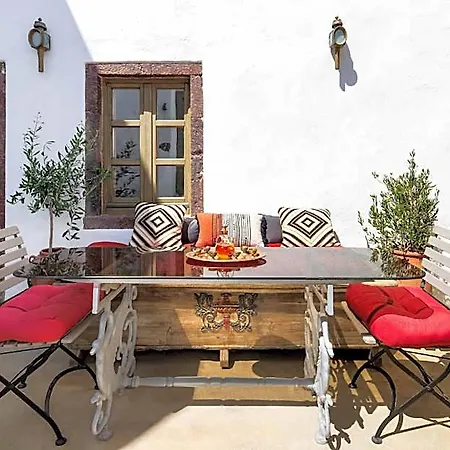 Santorini Vista Legacy Retreat - Live The History, Wake To The View Santorini Island