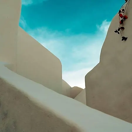Santorini Vista Legacy Retreat - Live The History, Wake To The View
